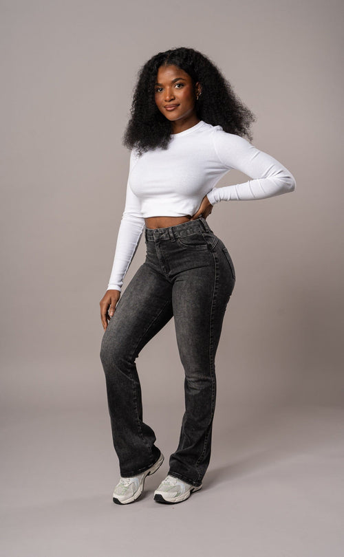 Flared Mid - Heavy Washed Black