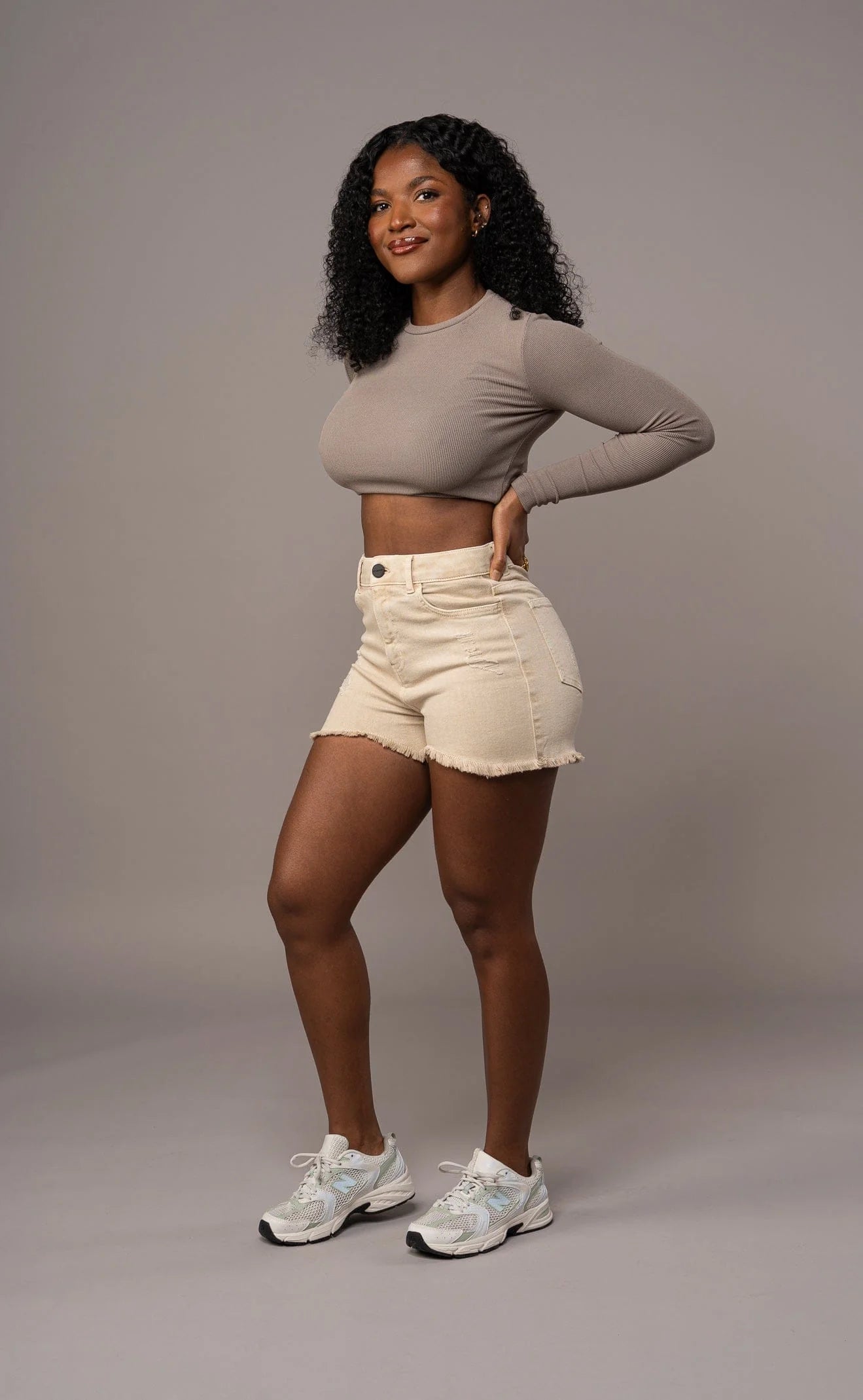 Ripped Shorts - Sand